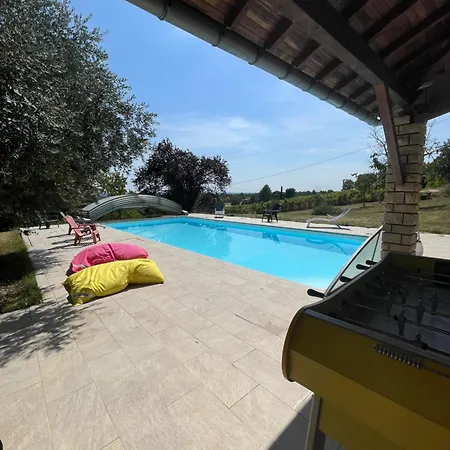 Les De Lagarrigue, Soiree Etape Bed & Breakfast Senouillac