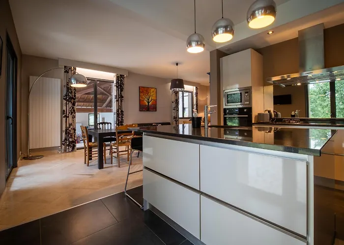 Les De Lagarrigue, Soiree Etape